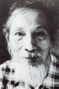 Trần Văn Cẩn