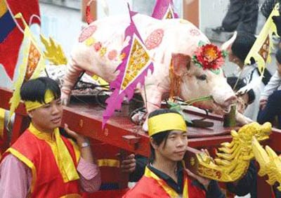 Lễ hội rước lợn ông Bồ ở làng Xuân La