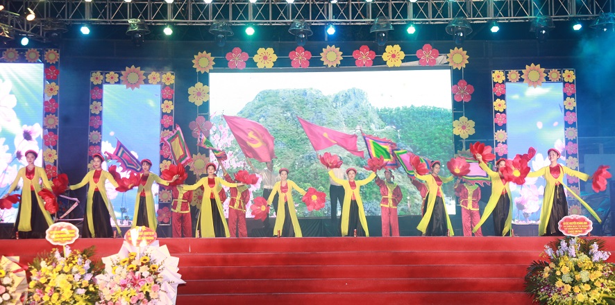 Tưng bừng lễ hội Núi Voi năm 2023