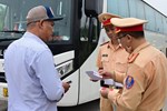 Tình hình vận tải hàng hóa và hành khách tháng 8/2023