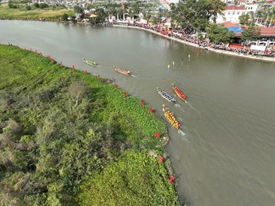 Lễ hội bơi trải đền, chùa Ngọ Dương