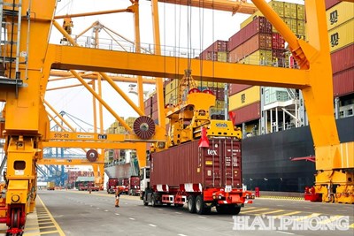 Tình hình vận tải hàng hóa và hành khách tháng 8 và 8 tháng năm 2025