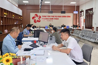 Thành phố tiếp nhận gần 198.000 hồ sơ thủ tục hành chính trong tháng 5, tỷ lệ thực hiện trực tuyến đạt 99,65%