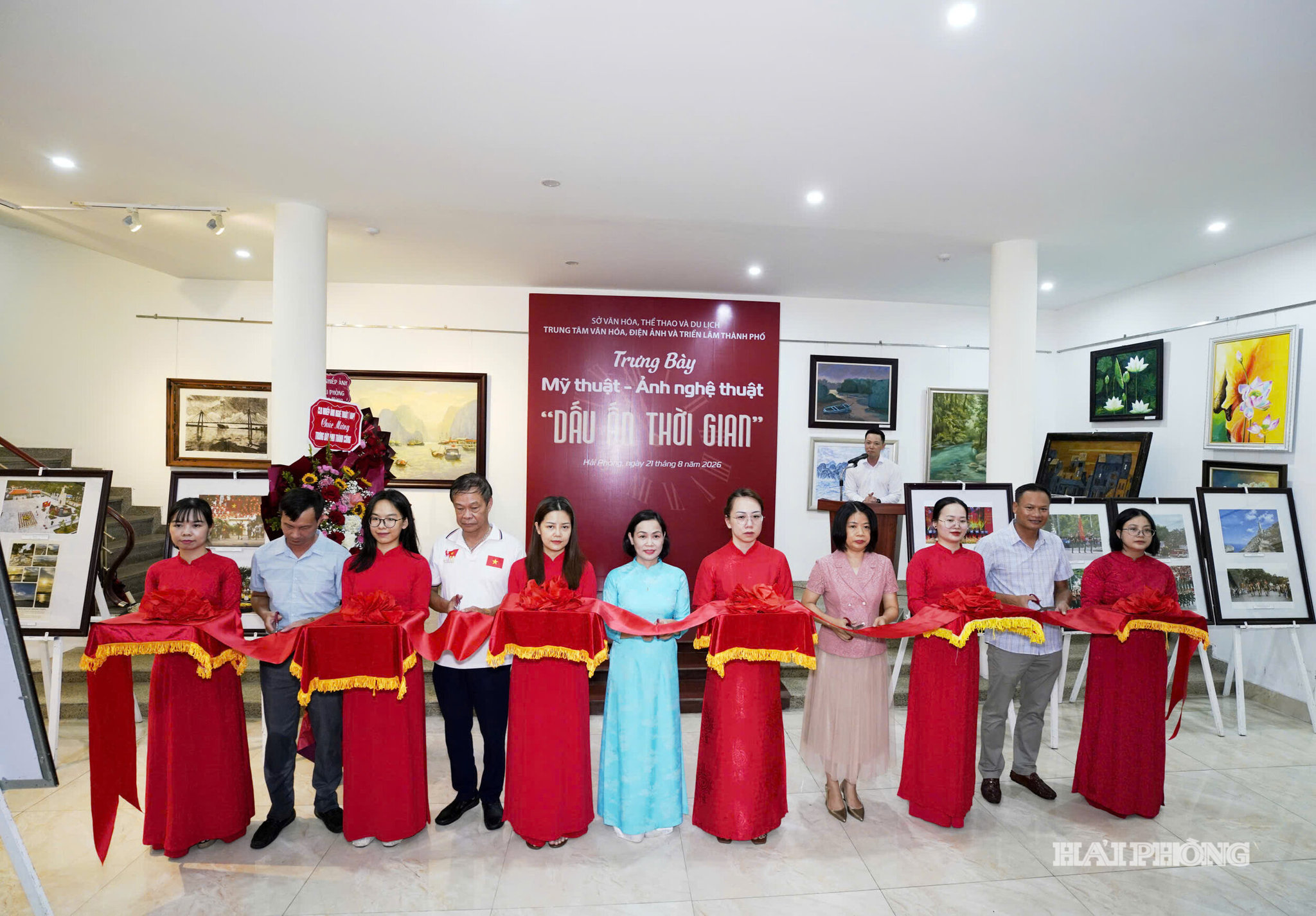'Dấu ấn thời gian'- Góc nhìn đa dạng về đất và người Hải Phòng