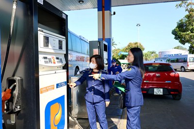 Tăng cường quản lý giá cước vận tải, ngăn chặn tăng giá bất hợp lý do biến động nhiên liệu