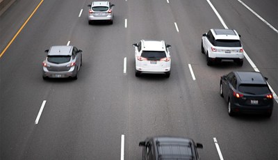 Đầu tư hạ tầng nhằm giảm áp lực giao thông, kết nối liên vùng