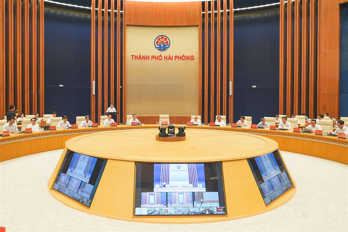 Hội nghị Thành ủy lần thứ 4: Ban hành Nghị quyết chuyên đề, quyết tâm đưa GRDP tăng từ 13%/năm trở lên