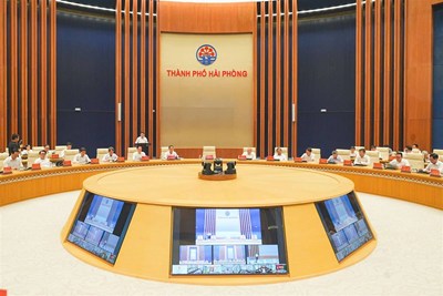 Hội nghị Thành ủy lần thứ 4: Ban hành Nghị quyết chuyên đề, quyết tâm đưa GRDP tăng từ 13%/năm trở lên