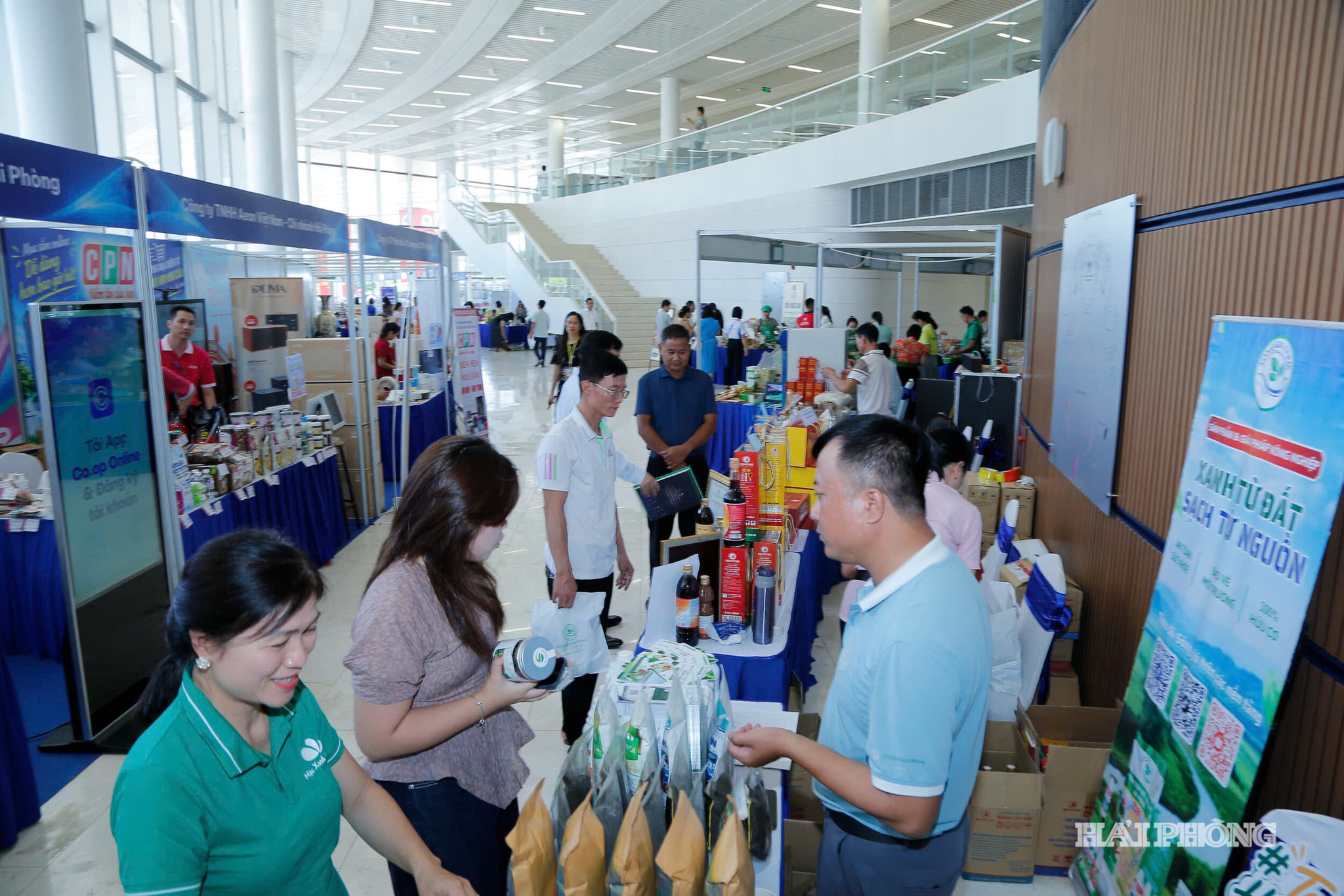 Hoạt động thương mại, dịch vụ 9 tháng năm 2026