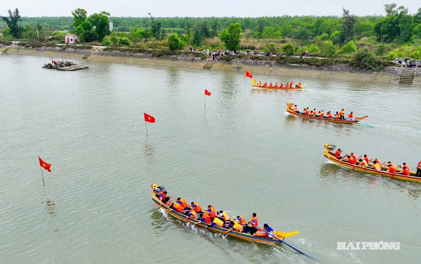 Hải Phòng rộn ràng vào mùa lễ hội