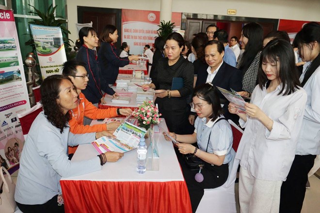 Tình hình dân số, lao động, việc làm tháng 4/2025