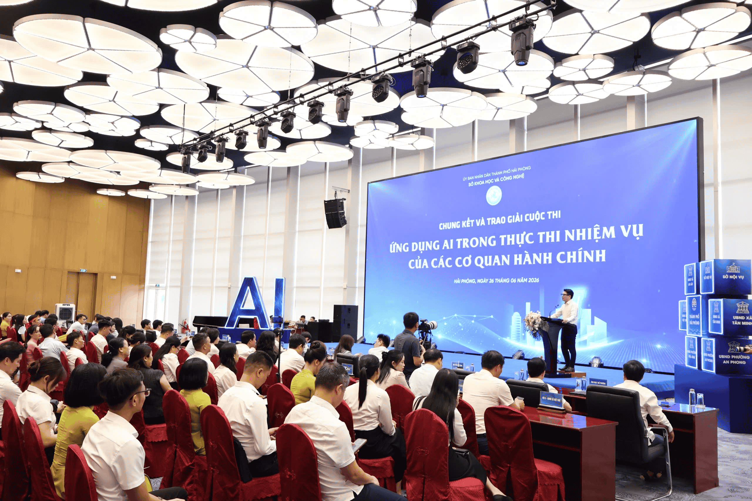 Chung kết và Trao giải Cuộc thi: Ứng dụng AI trong thực thi nhiệm vụ của các cơ quan hành chính trên địa bàn thành phố năm 2026