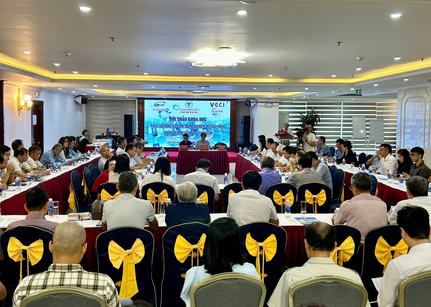Nâng cao năng lực cạnh tranh doanh nghiệp Hải Phòng thông qua chuyển đổi số toàn diện